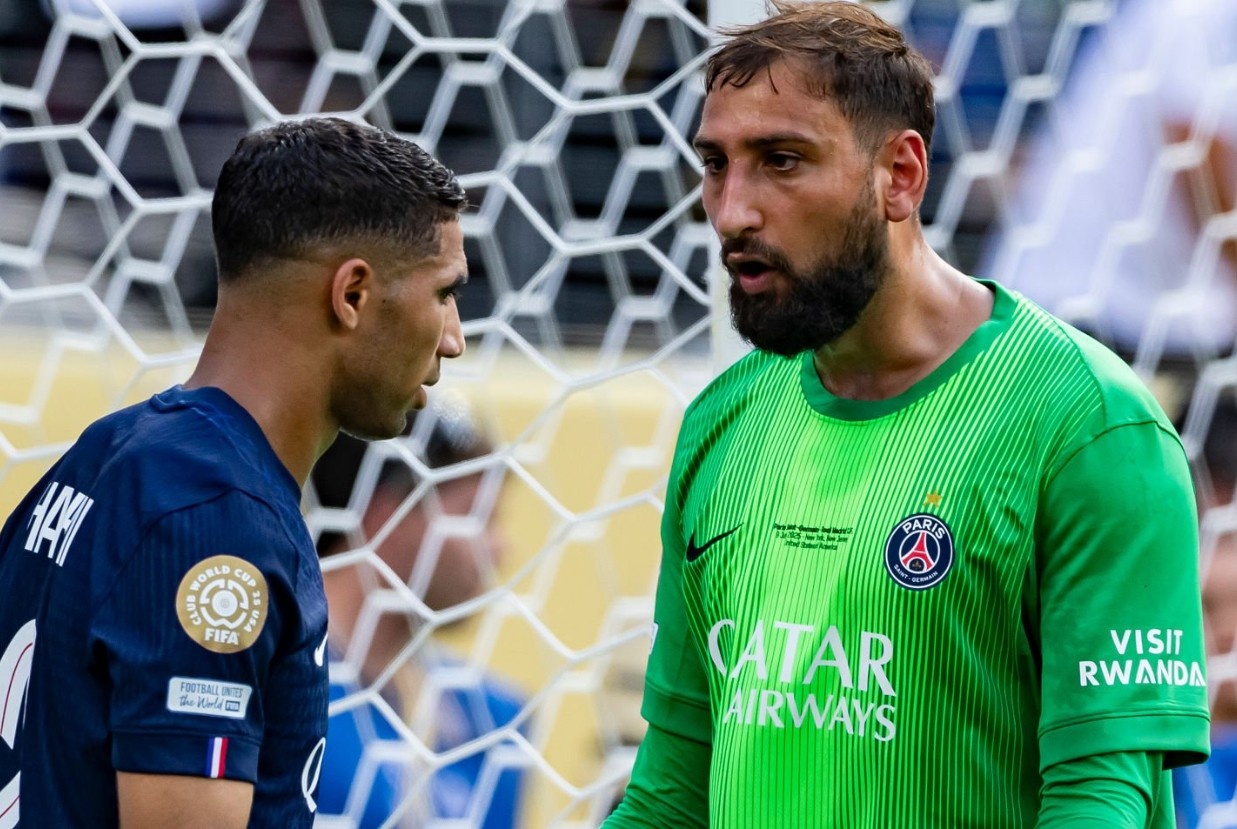 Real Madrid tu choi sao PSG hinh anh