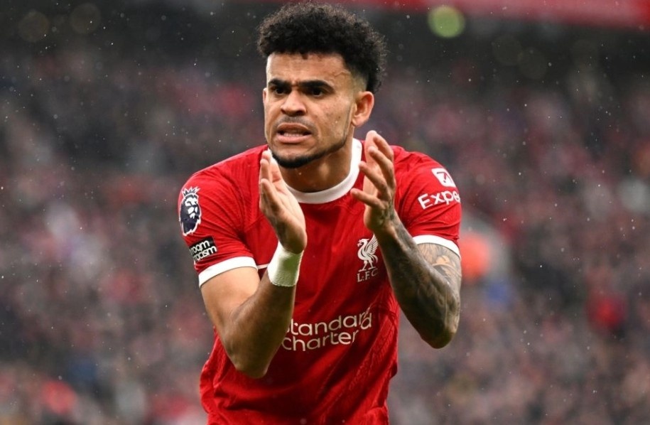 Bom tan tram trieu euro dong y gia nhap Bayern hinh anh