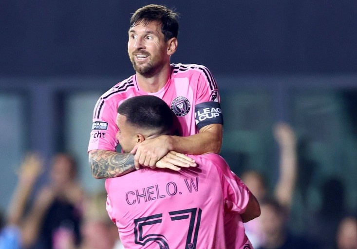 Messi thang hoa hinh anh