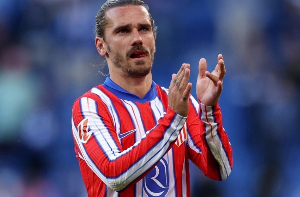 Ben do bat ngo mo ra voi Griezmann hinh anh