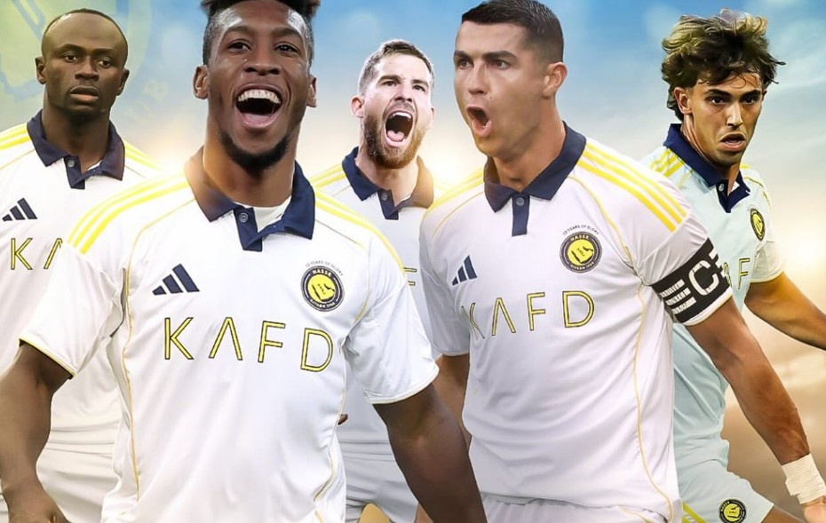 Ronaldo ra tay, Al Nassr co tan binh bom tan tu Bayern hinh anh