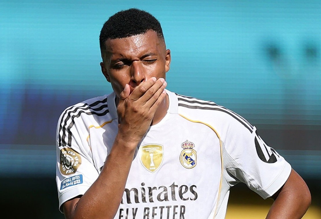 CLB Saudi Arabia hoi mua Mbappe voi gia dien ro hinh anh