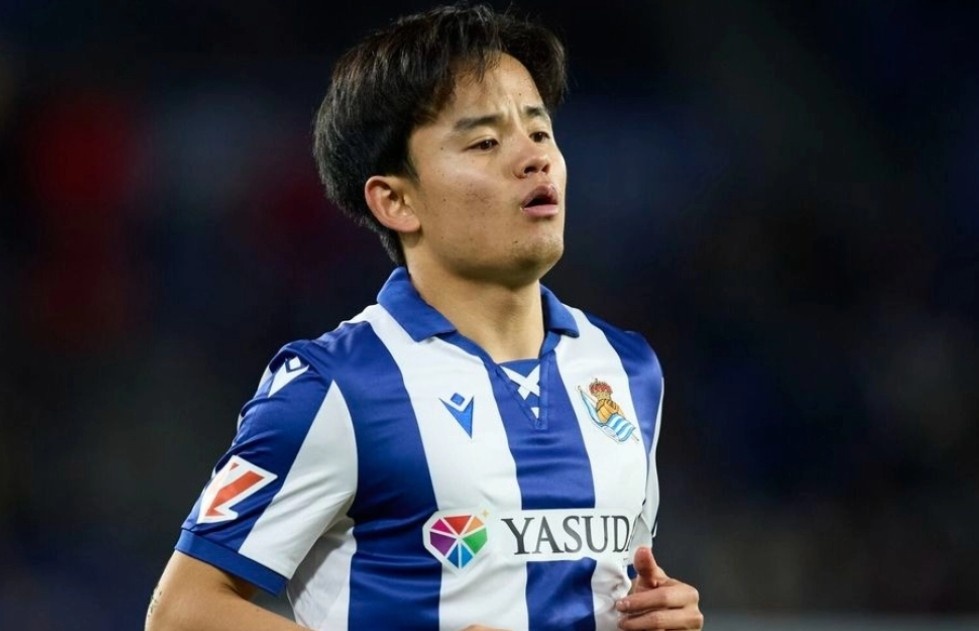 Ben do bat ngo mo ra voi Kubo hinh anh