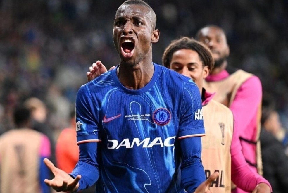 Nicolas Jackson dat thoa thuan gia nhap Bayern hinh anh