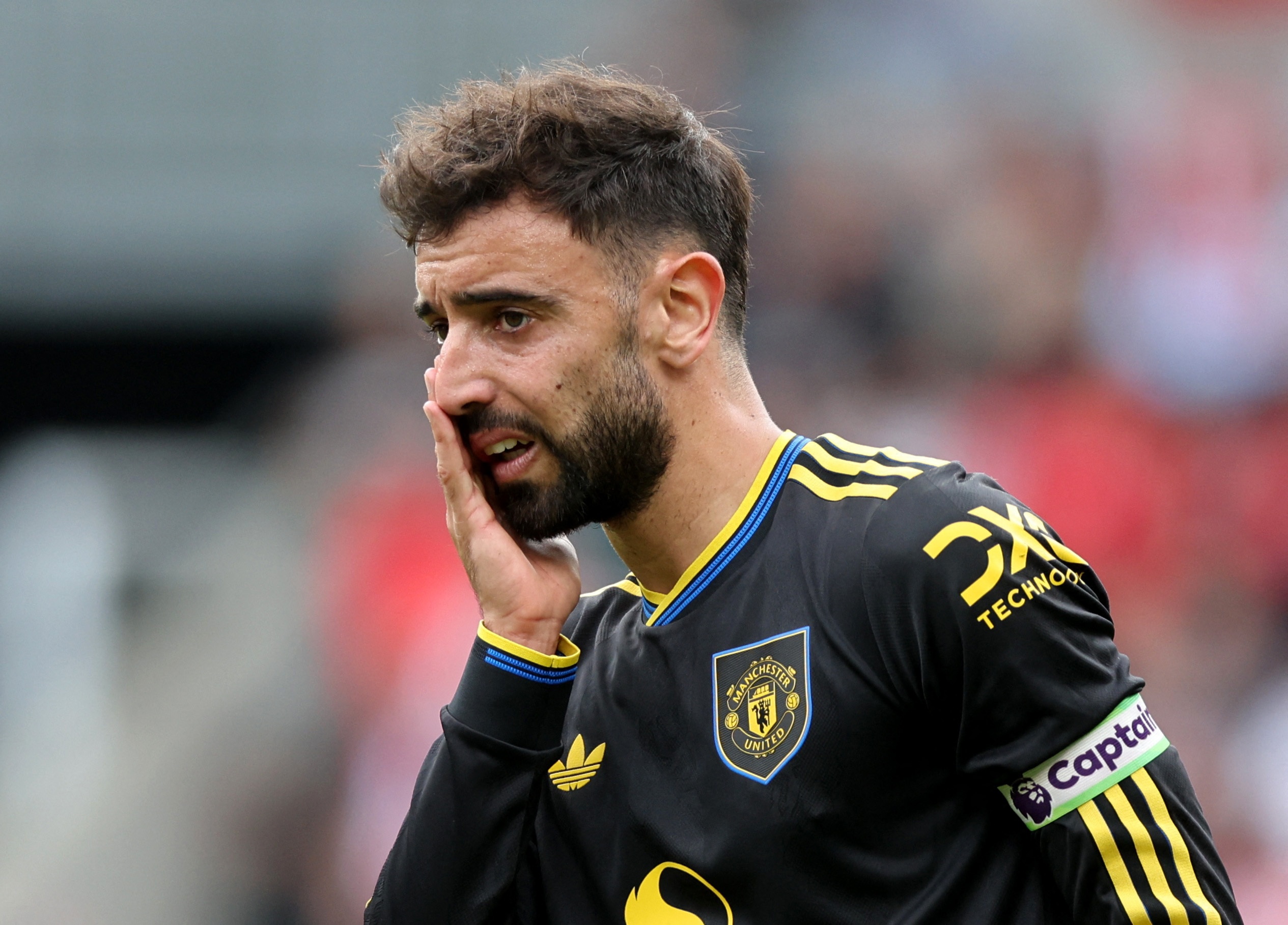 Bruno Fernandes lai hoa toi do cua MU hinh anh