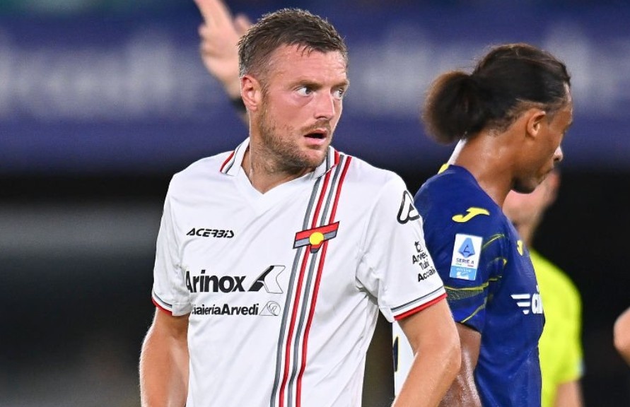 Vardy lam doi bong moi dau dau hinh anh