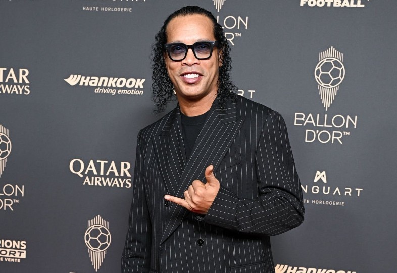 Dan huyen thoai chung kien ky tich cua Dembele hinh anh