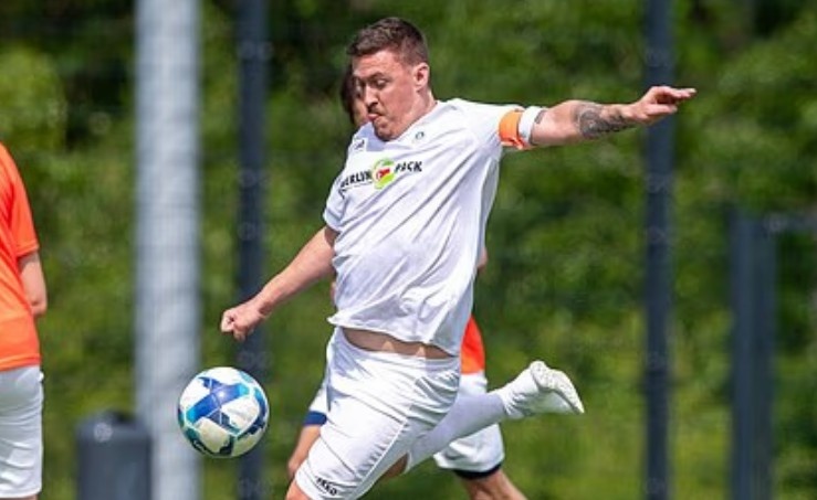 Cuu tuyen thu Duc tang can mat kiem soat hinh anh