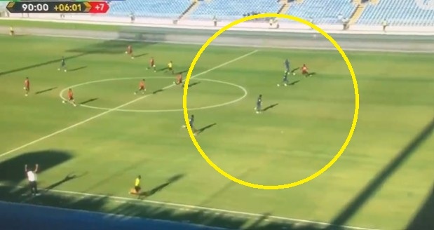 Quyet dinh gay phan no o vong loai World Cup hinh anh