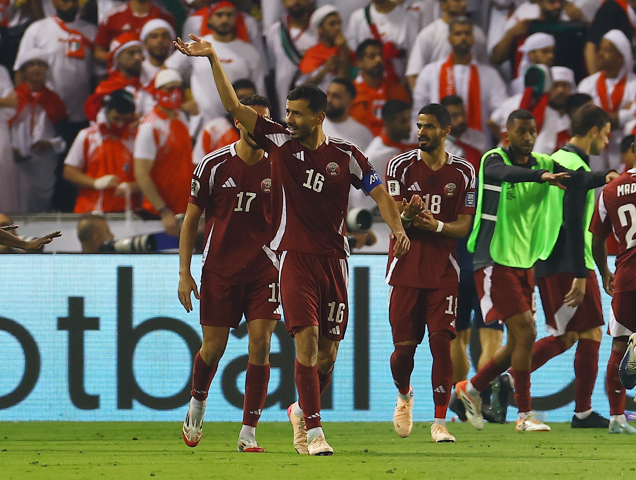 Qatar dau UAE anh 1