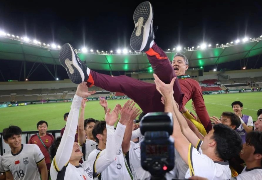 U23 Trung Quoc vs Nhat Ban: Thoi co lam nen lich su hinh anh