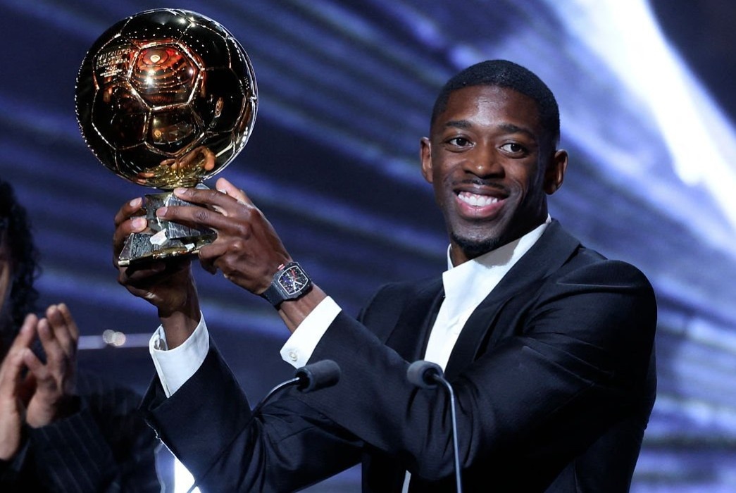 Loi de nghi kho tin danh cho Dembele hinh anh