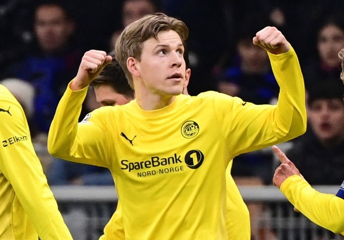 Cu soc lon nhat tai Champions League mua nay hinh anh