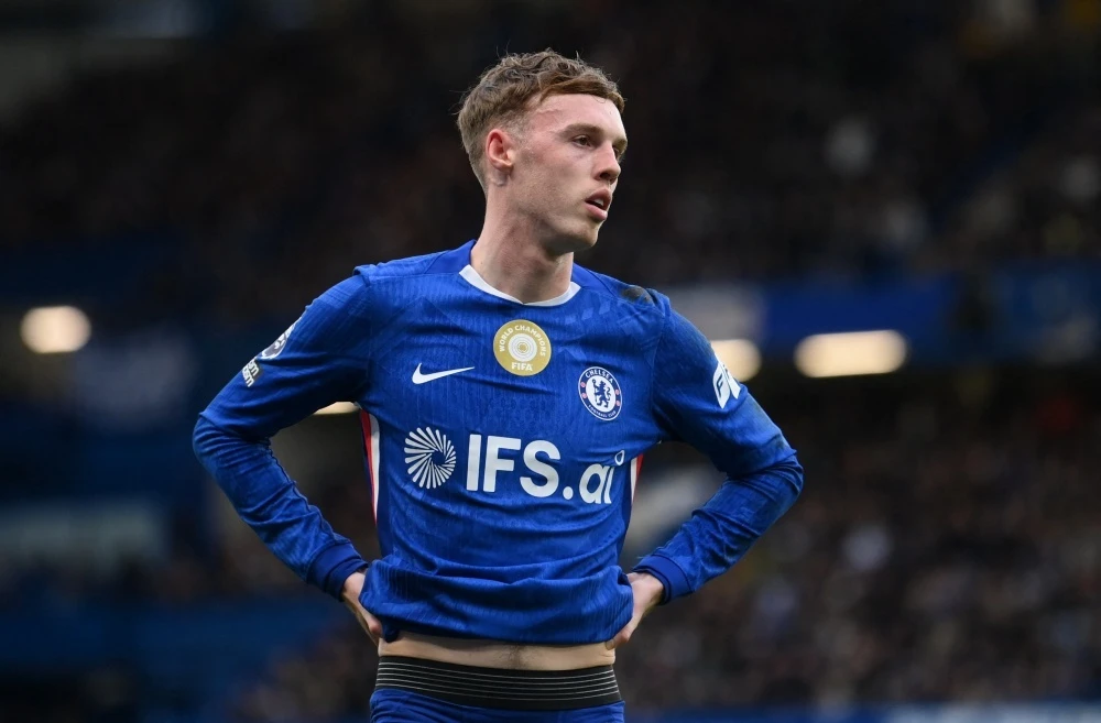 Cu soc tai chinh tai Chelsea hinh anh