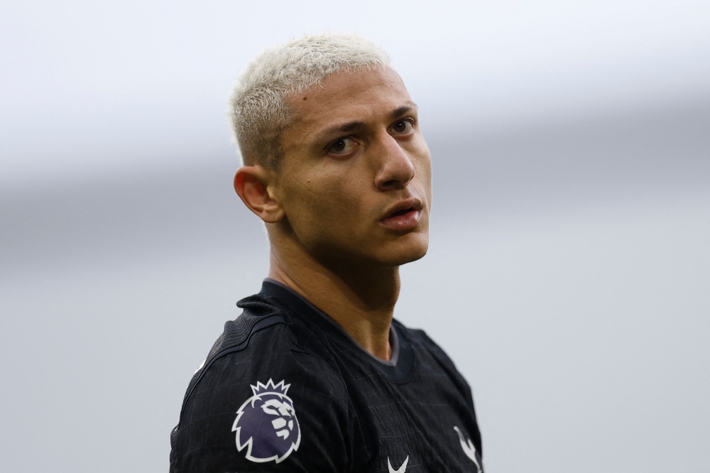 Richarlison phu nhan tin don tay chay World Cup hinh anh