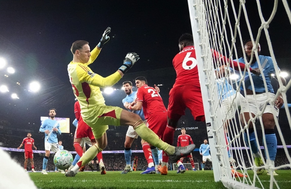 Trat tu cu cua Ngoai hang Anh dang ran nut hinh anh