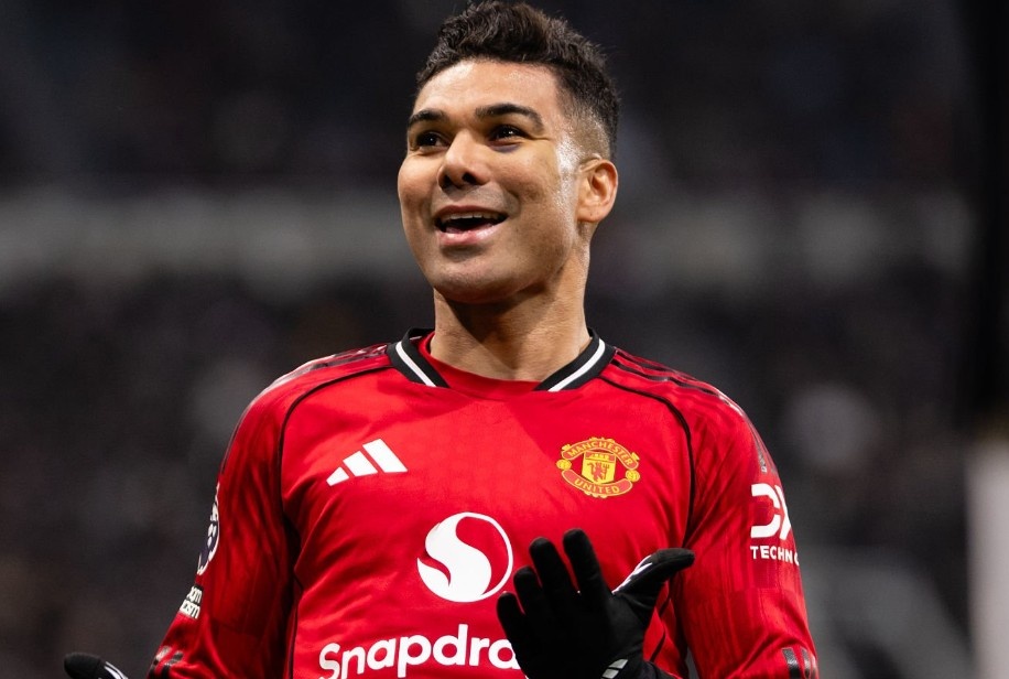 MU 1-0 Aston Villa: Casemiro toa sang hinh anh