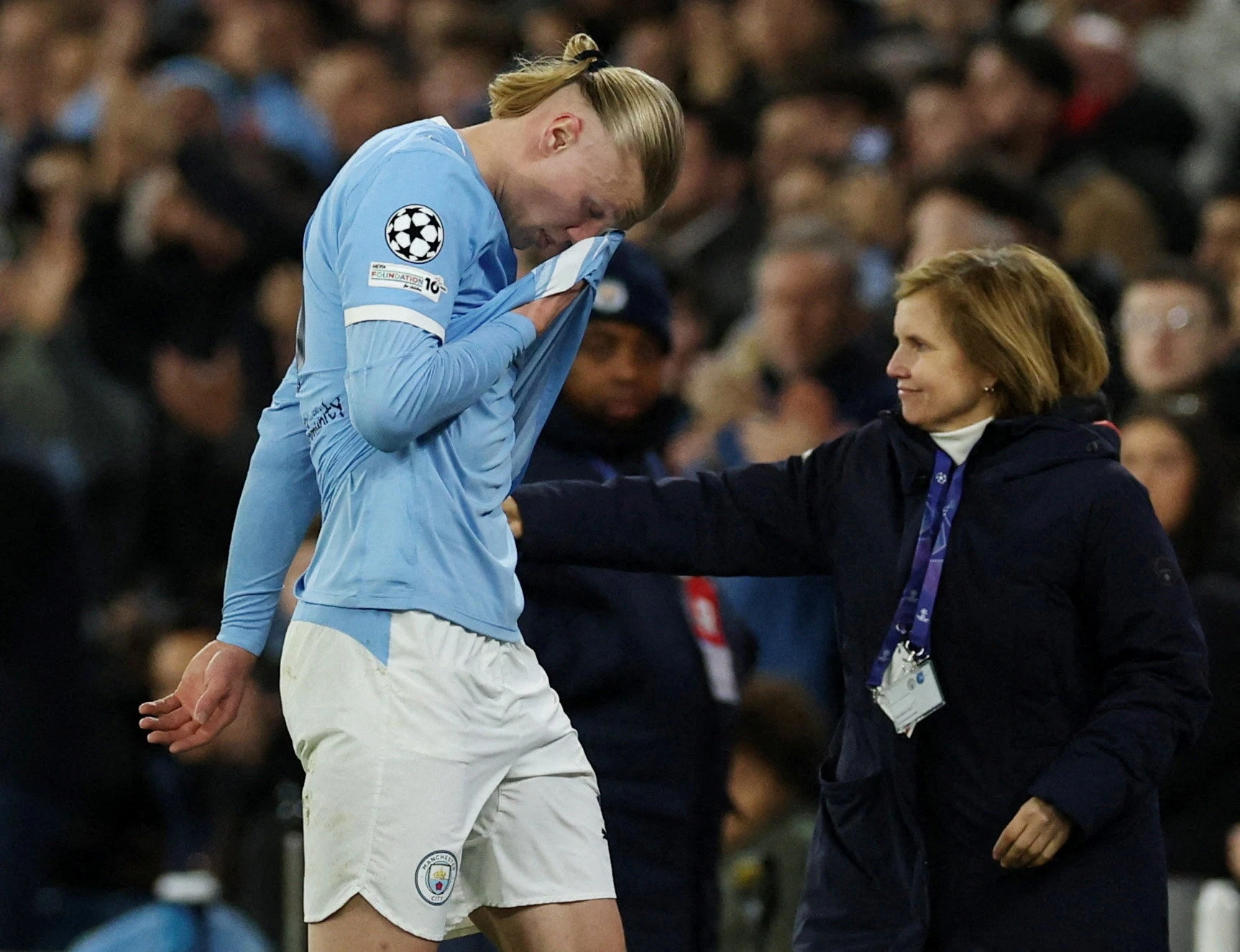 Ly do Man City sup do hinh anh