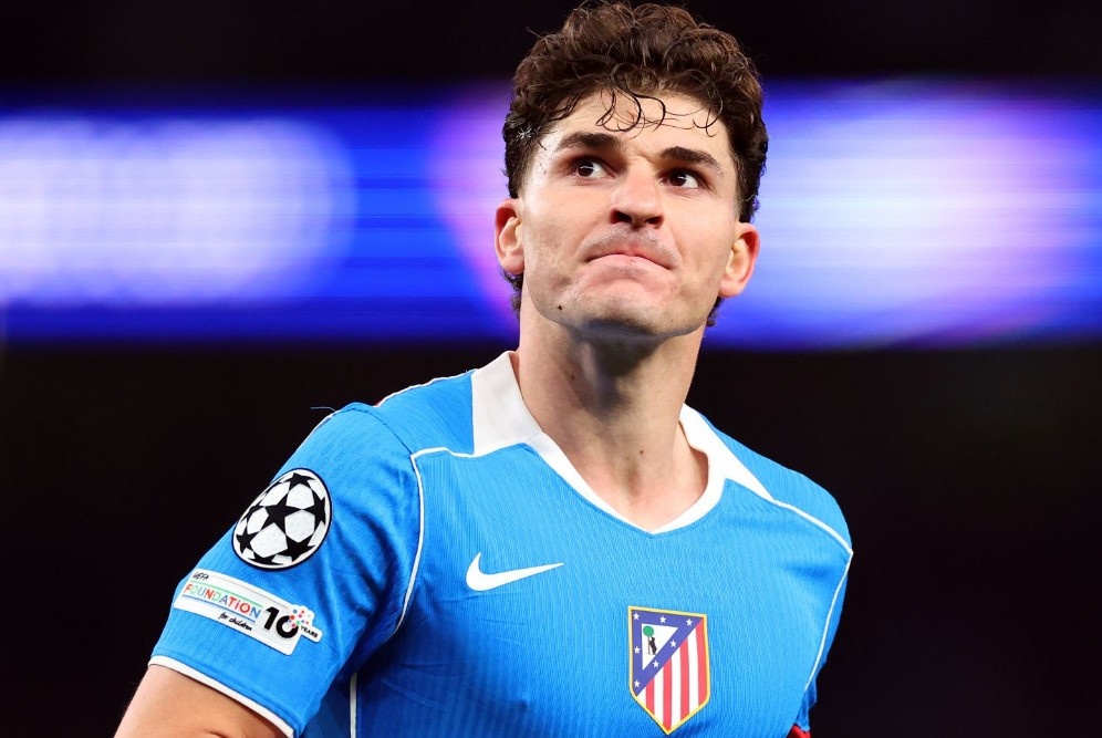 Barca dem 3 cau thu doi Alvarez hinh anh