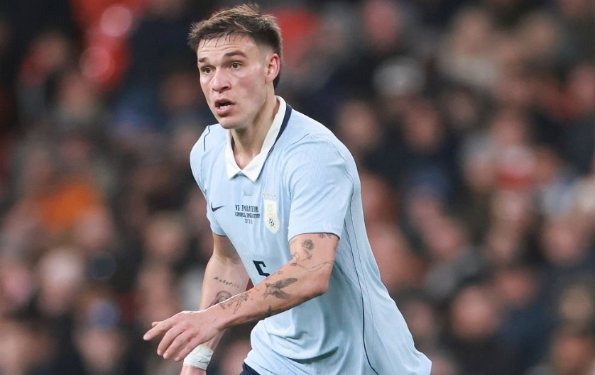 Sao MU nhan 2 the vang nhung khong bi duoi o tran gap Anh hinh anh