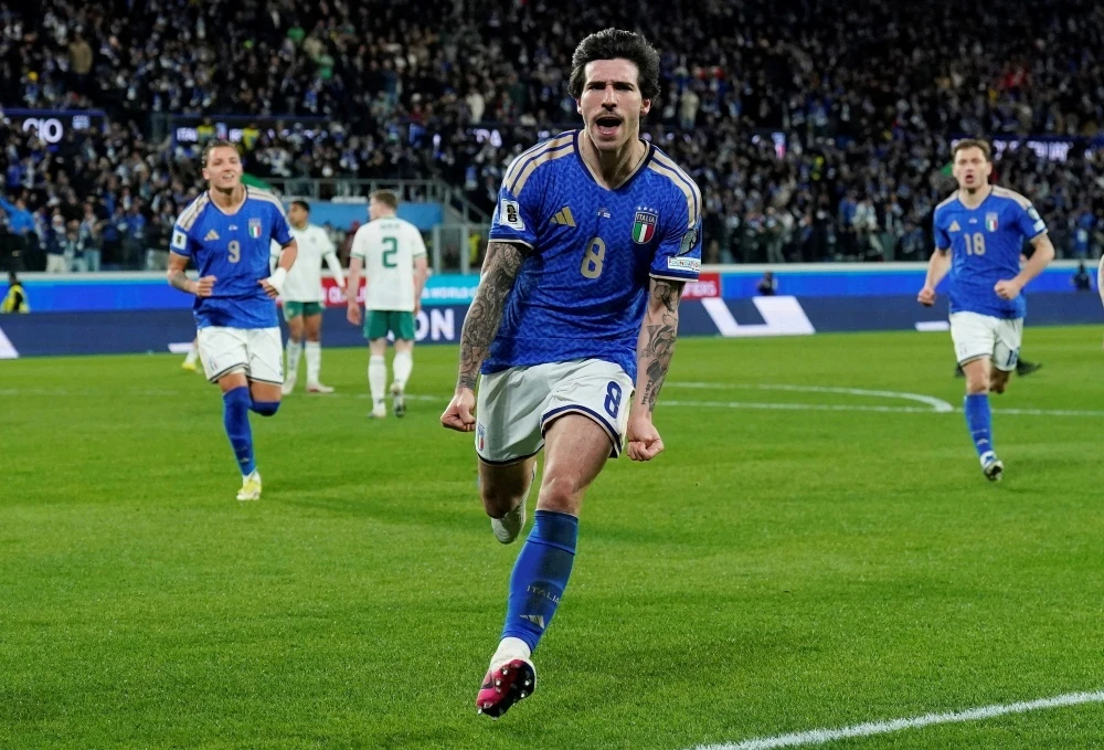 Tuyen Italy duoc canh bao truoc tran sinh tu hinh anh