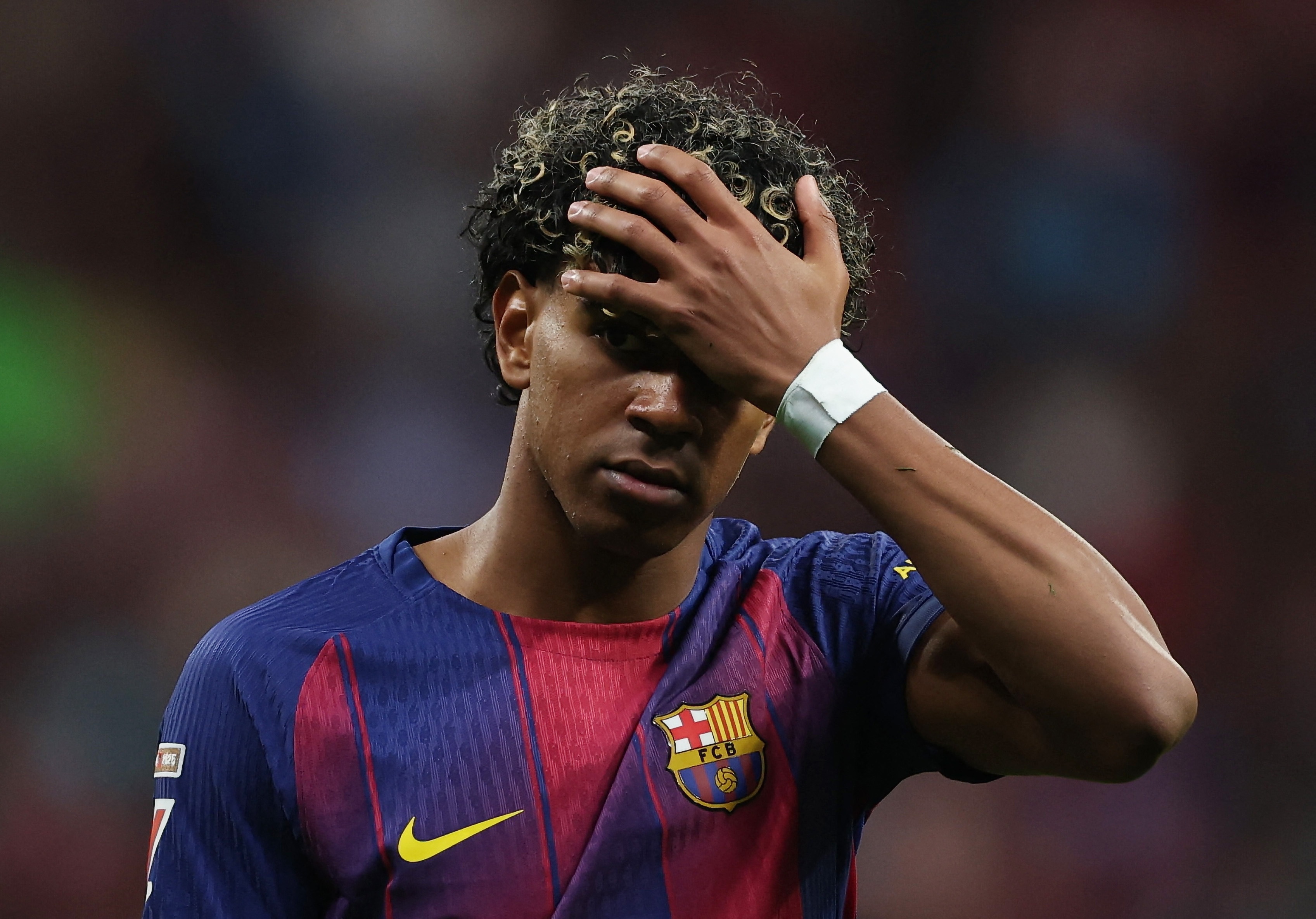 Mot anh nhin cua Yamal, ca Barcelona phai chu y hinh anh