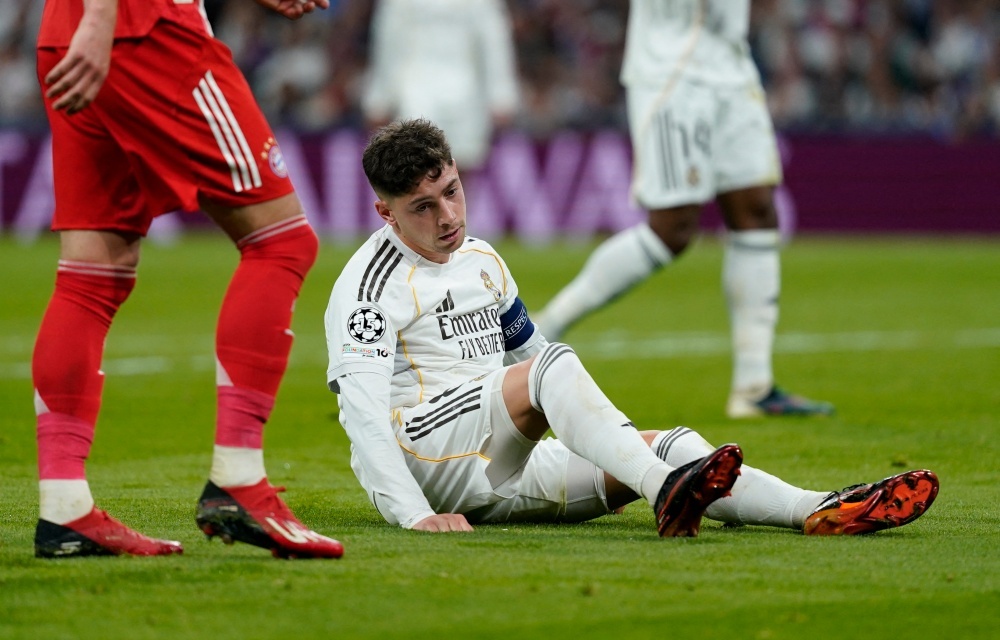 Real Madrid song nho phep mau, chet vi thuc te hinh anh