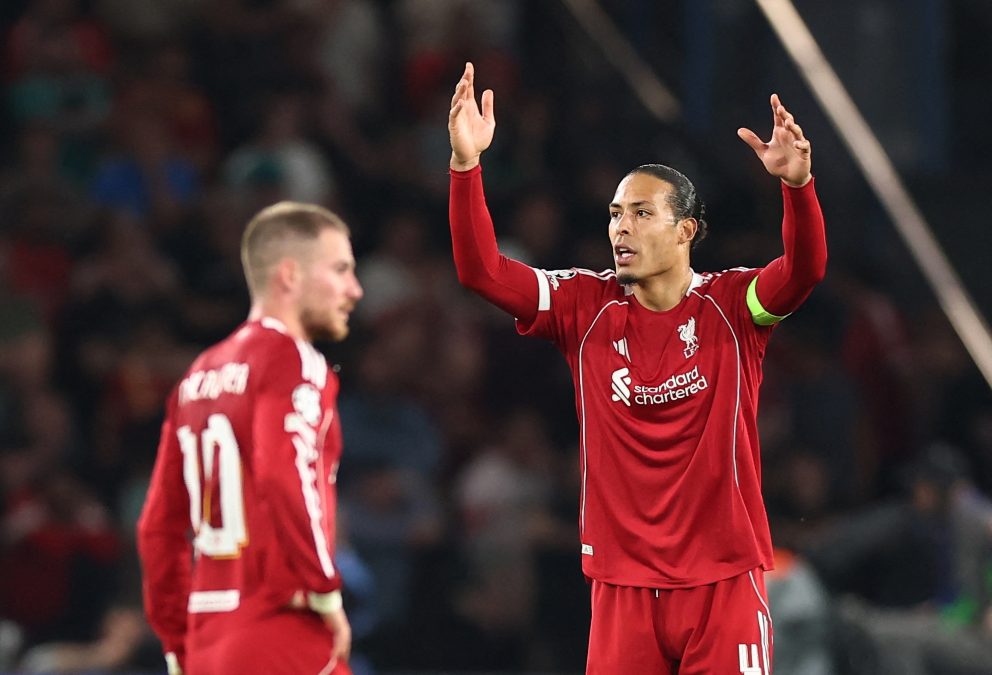 Liverpool cham day ky nguyen hinh anh