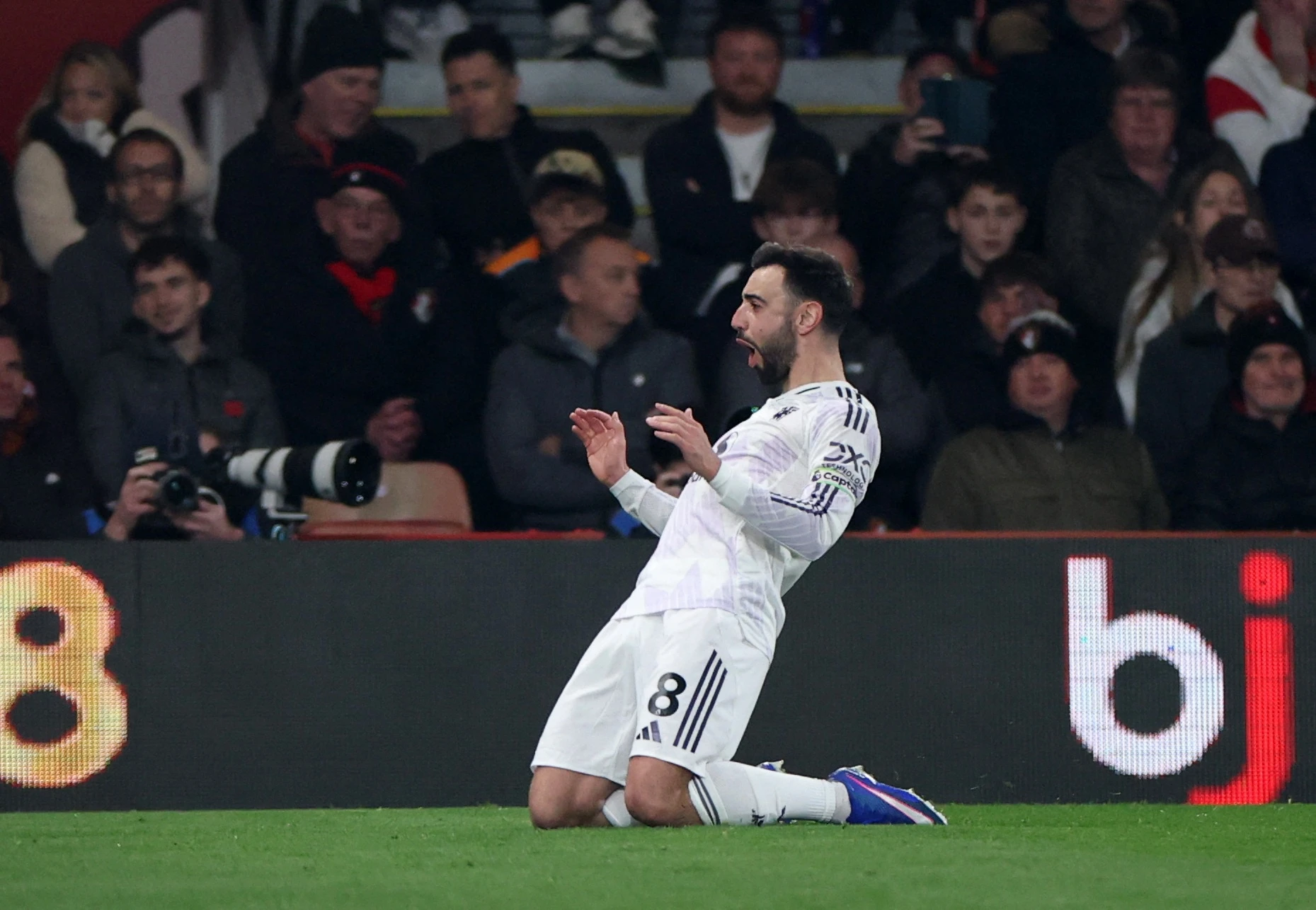 Bruno chi ra 'chia khoa' giup MU hoi sinh duoi thoi Carrick hinh anh