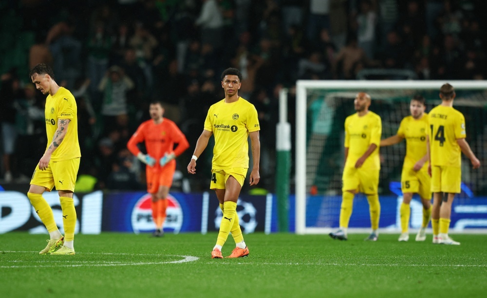 Nha vo dich Na Uy huy diet hien tuong Champions League hinh anh