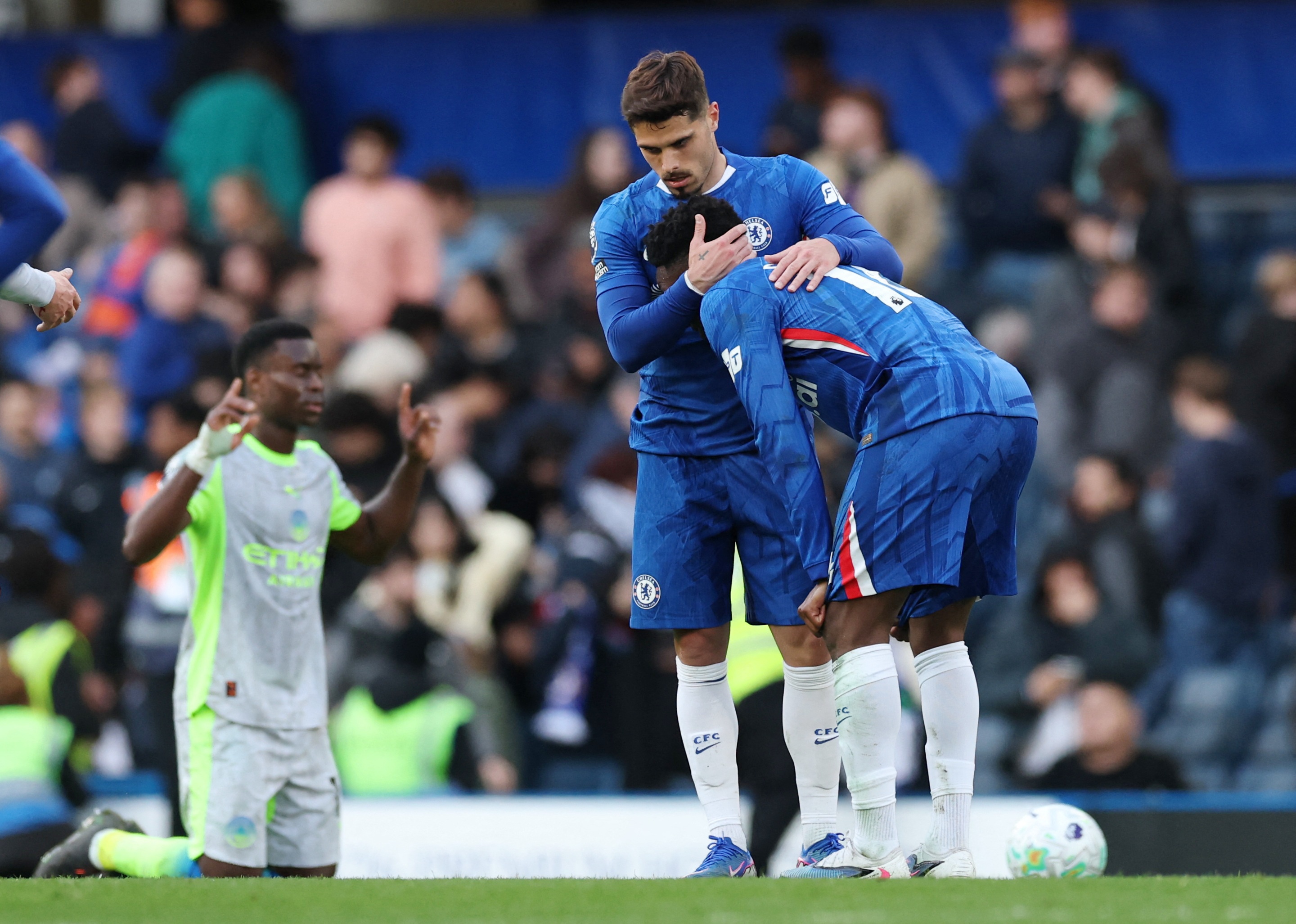 Ly do Chelsea sup do hinh anh