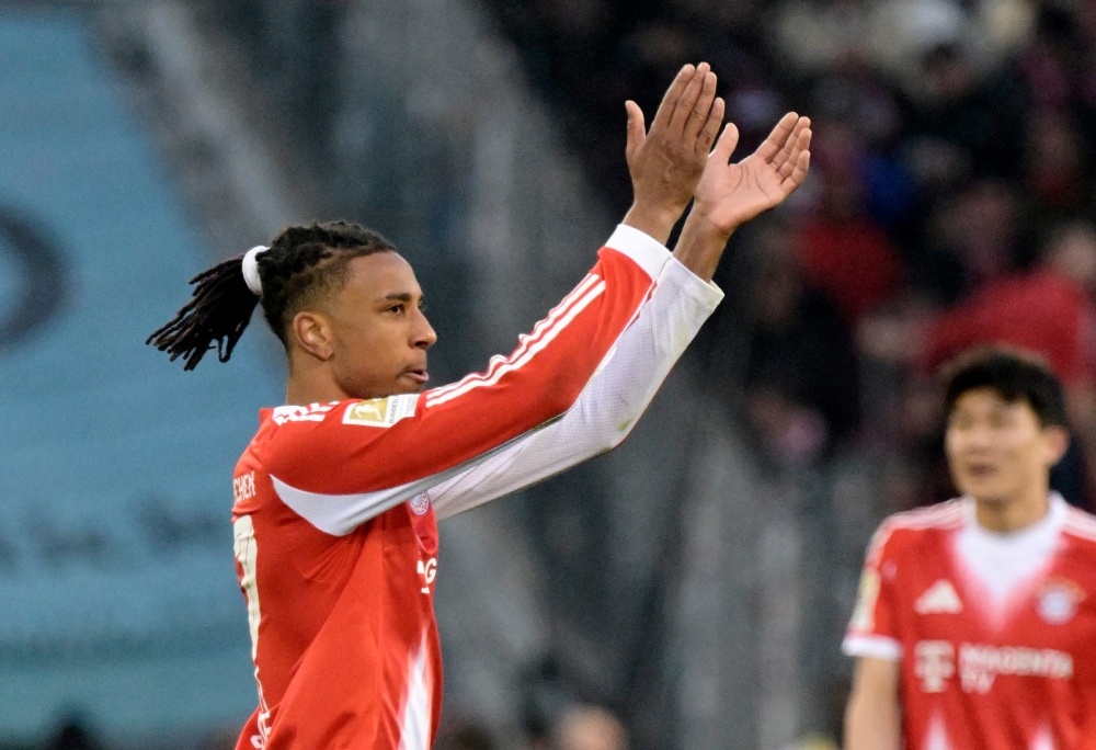 Olise goi nho Henry trong don ket lieu Real Madrid hinh anh