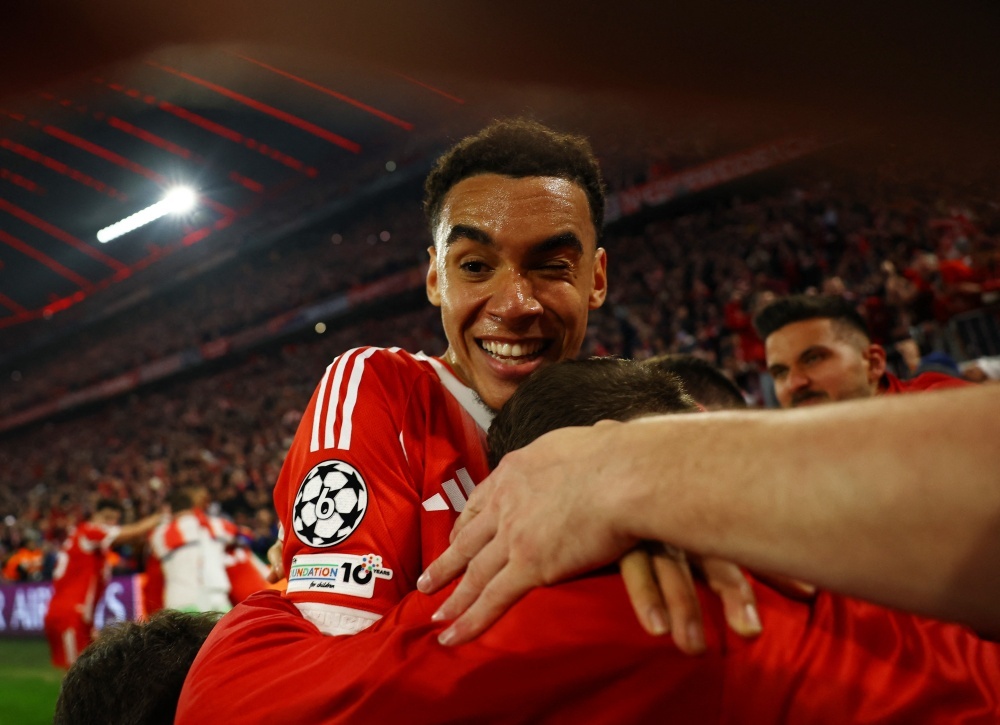 Bayern Munich co dong thai tao bao hinh anh