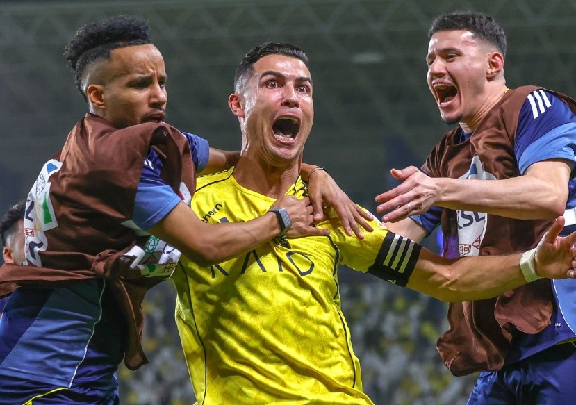 Ronaldo toa sang, Al Nassr cach ngoi vuong hai tran thang hinh anh