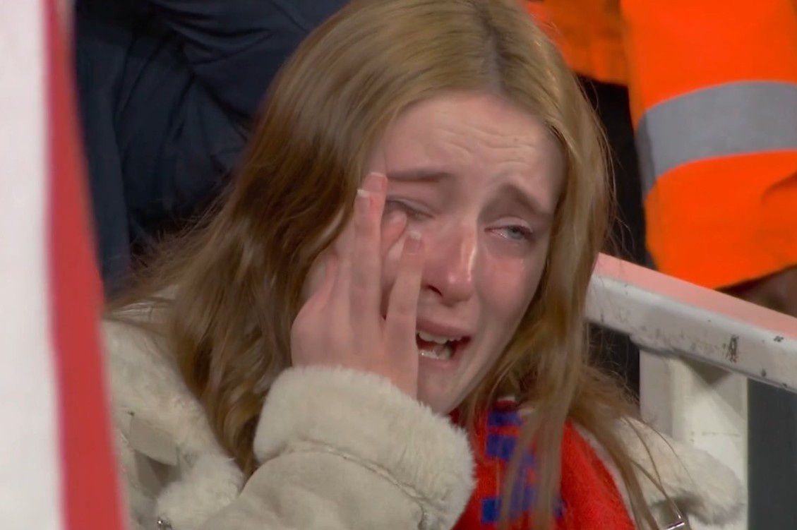 Nuoc mat trong ngay Arsenal quat nga Atletico hinh anh