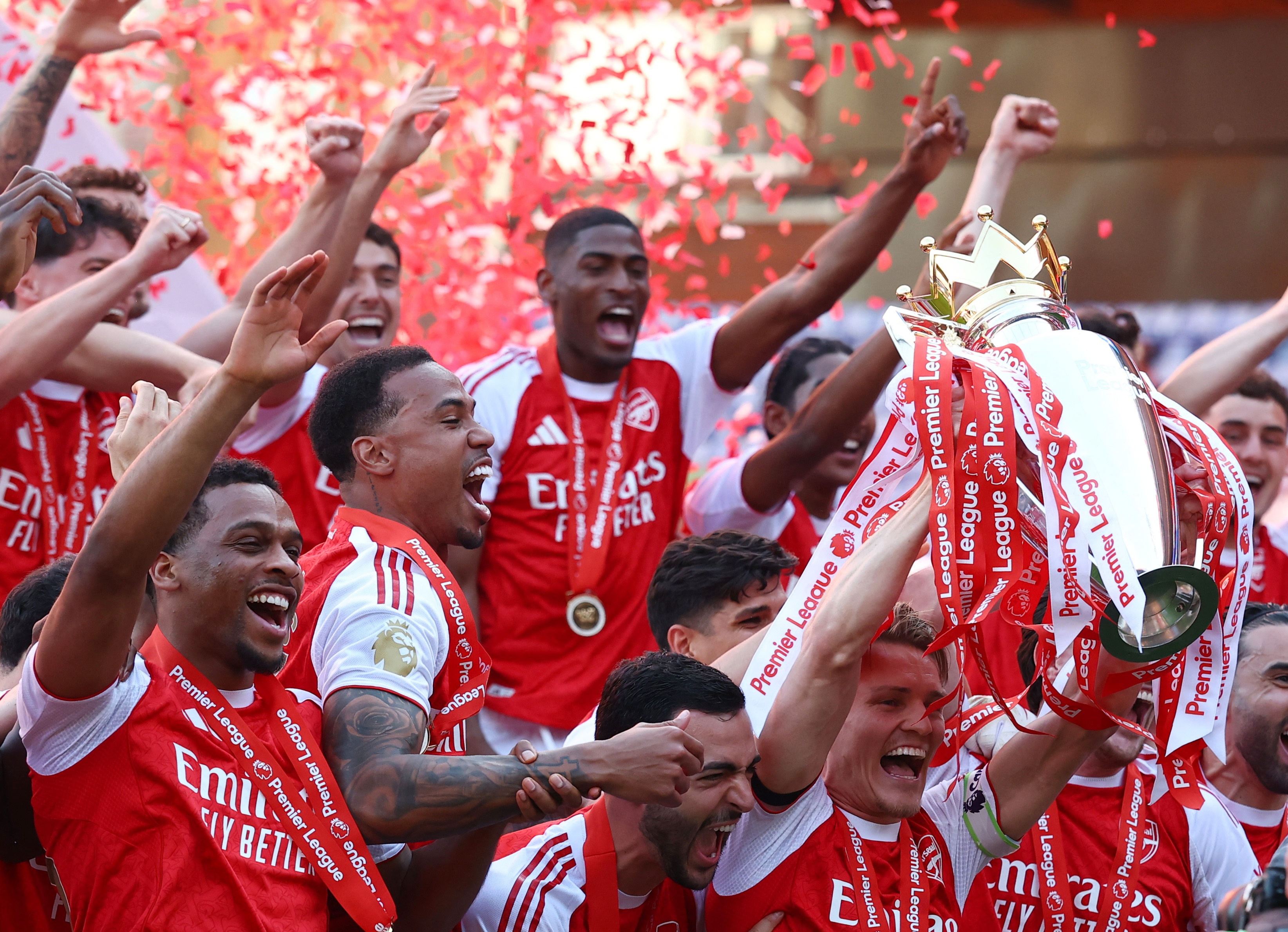 Arsenal anh 8