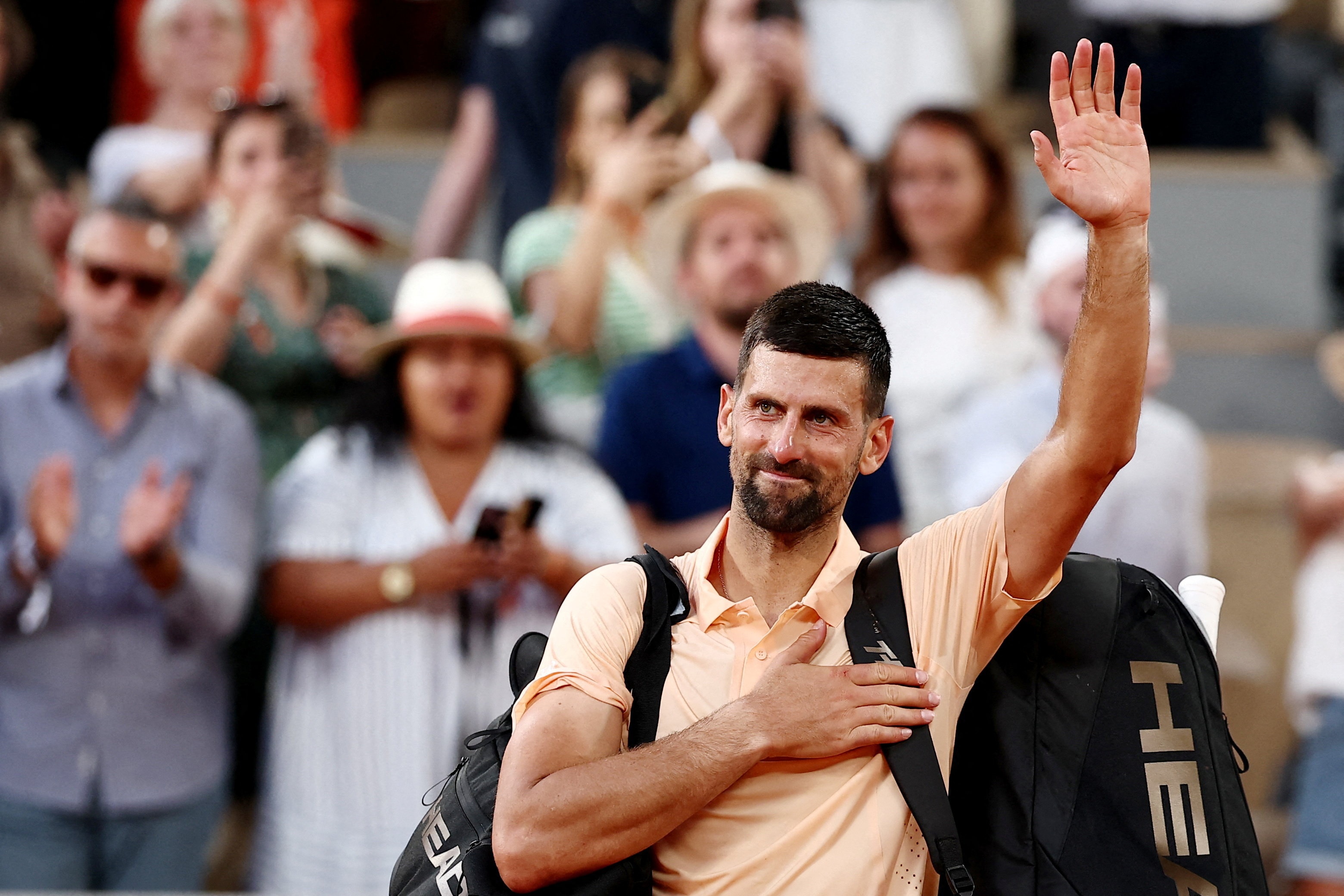 Vi sao that bai nay dau hon moi tran thua cua Djokovic? hinh anh