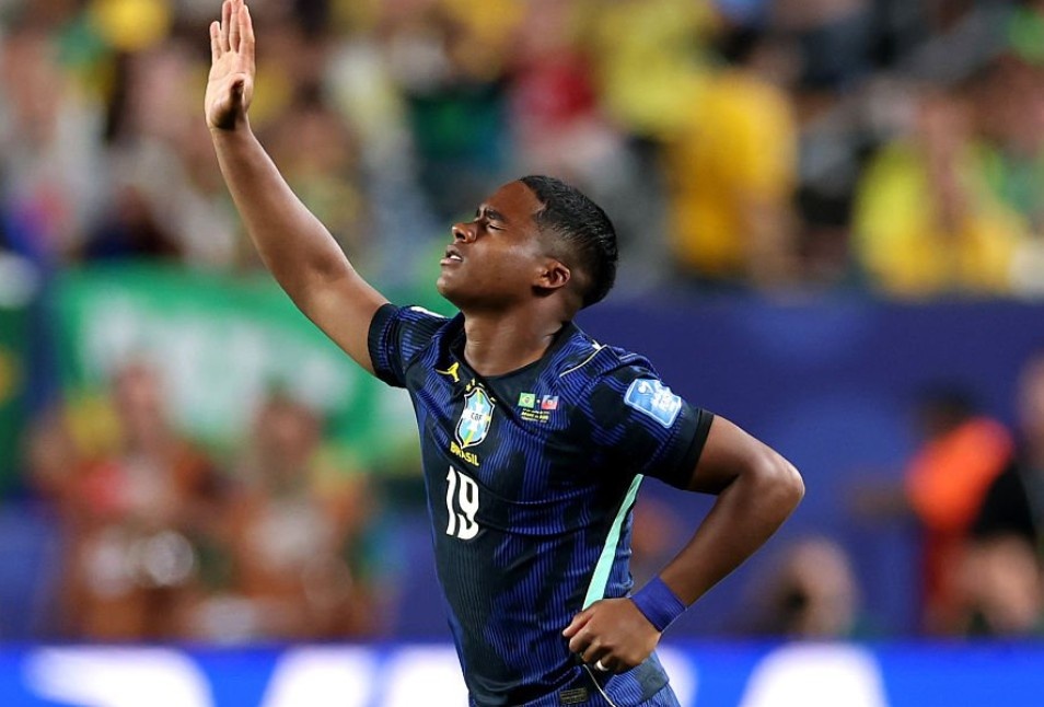 Brazil 3-0 Haiti: Endrick vao san hinh anh