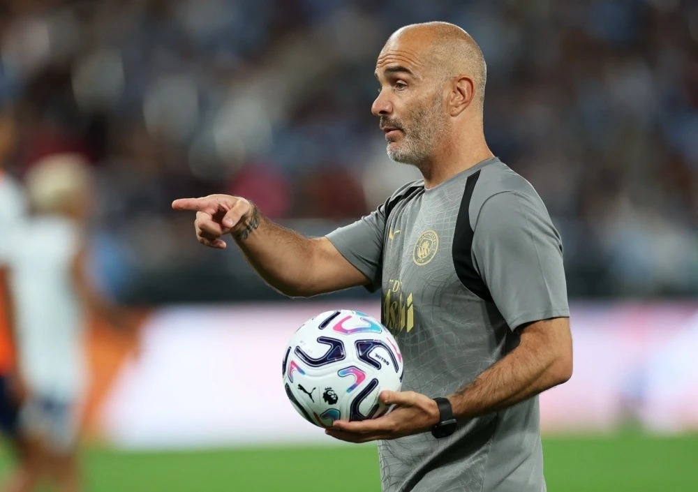 Maresca thua trận ra mắt Man City