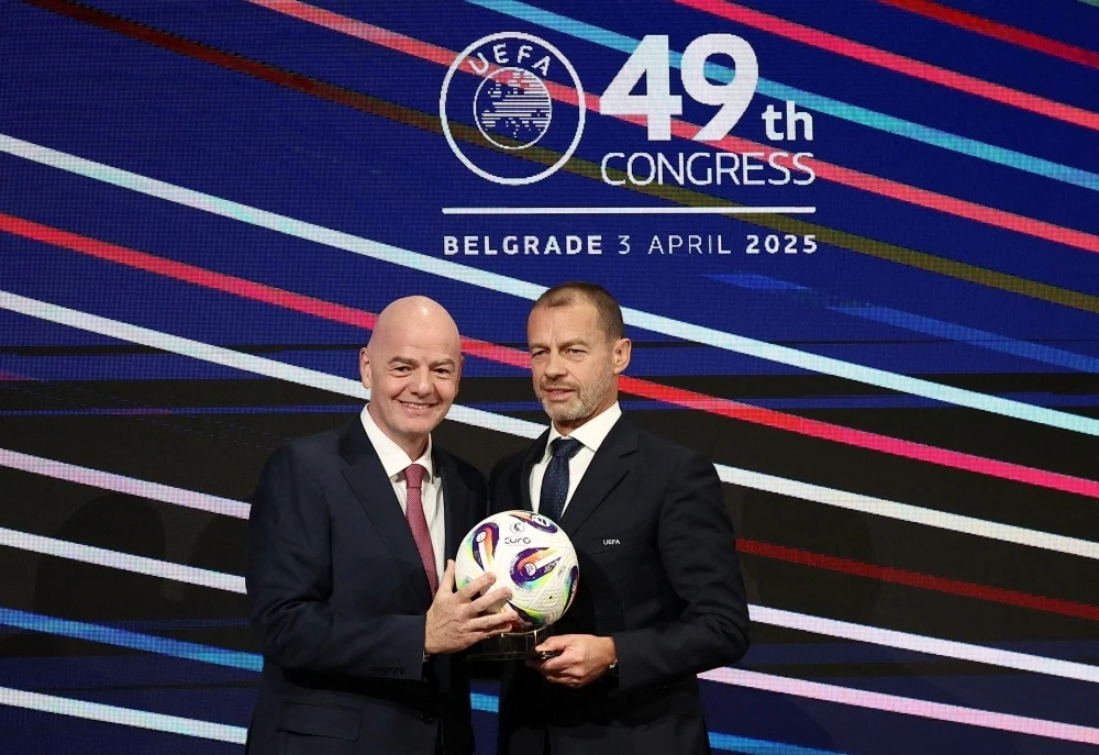 FIFA ảnh 2