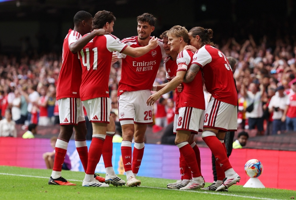 Arsenal ảnh 2