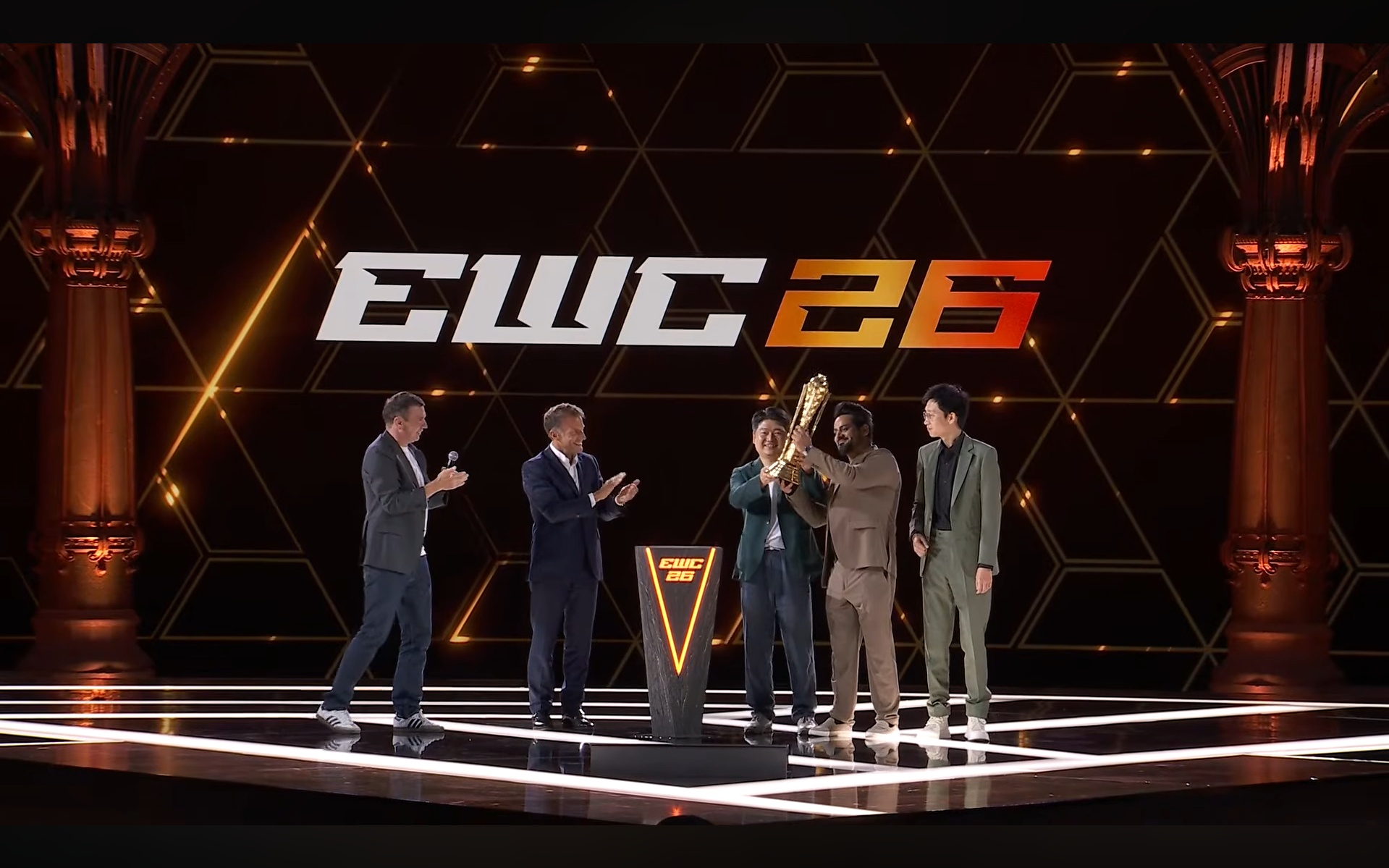 AG.AL vô địch Esports World Cup 2026