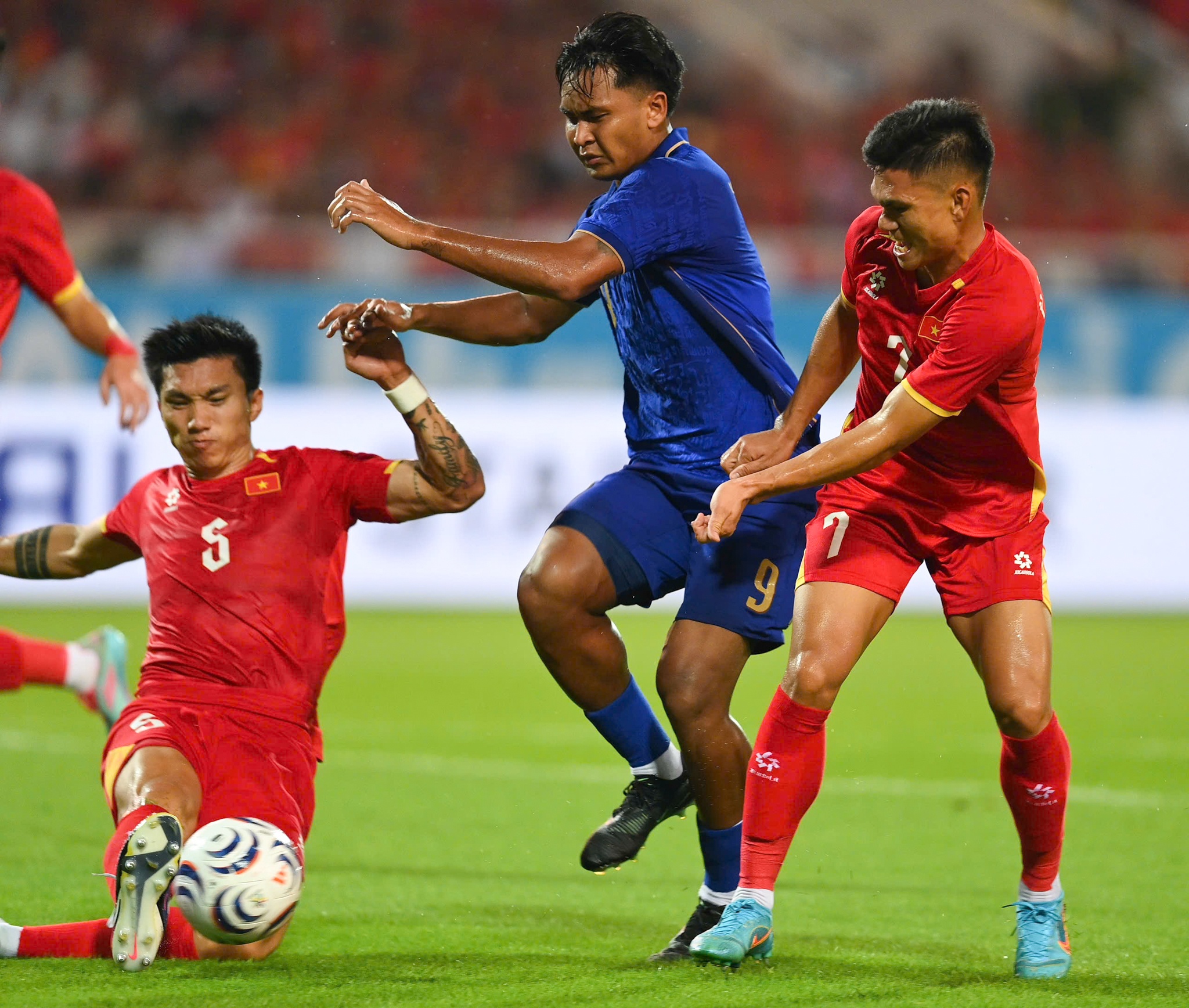 Yotsakorn gửi lời hẹn Việt Nam sau chung kết ASEAN Cup