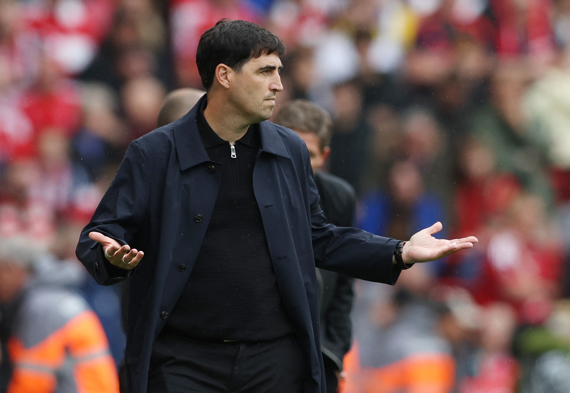 Sự cố hy hữu khiến Liverpool nổi giận tại Anfield