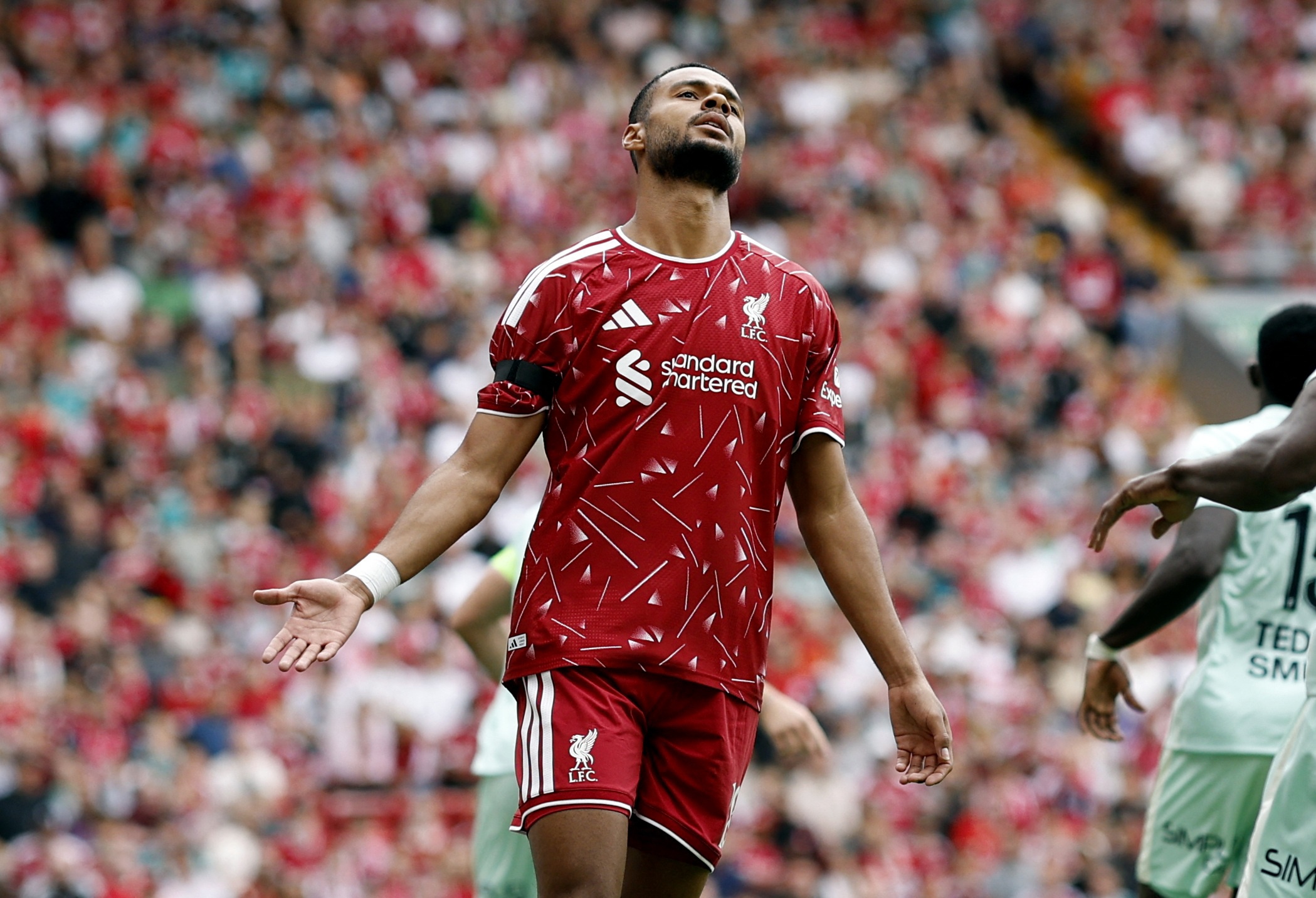 Gakpo không còn toàn tâm với Liverpool?