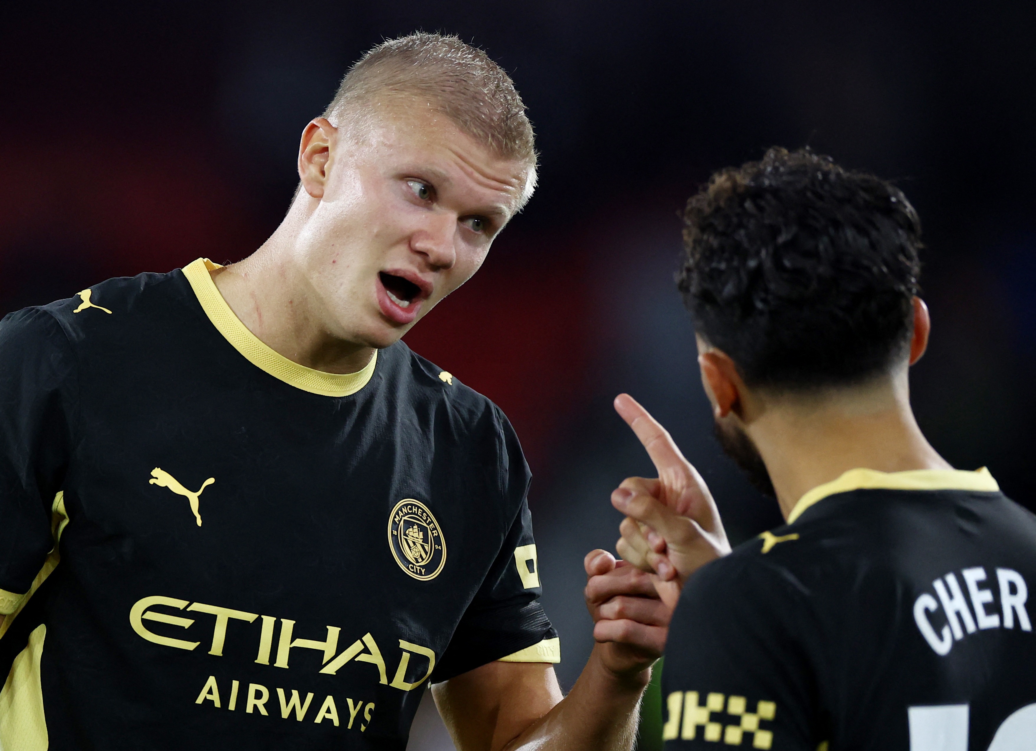 Man City tiêu 458 triệu bảng nhưng vẫn có một lỗ hổng