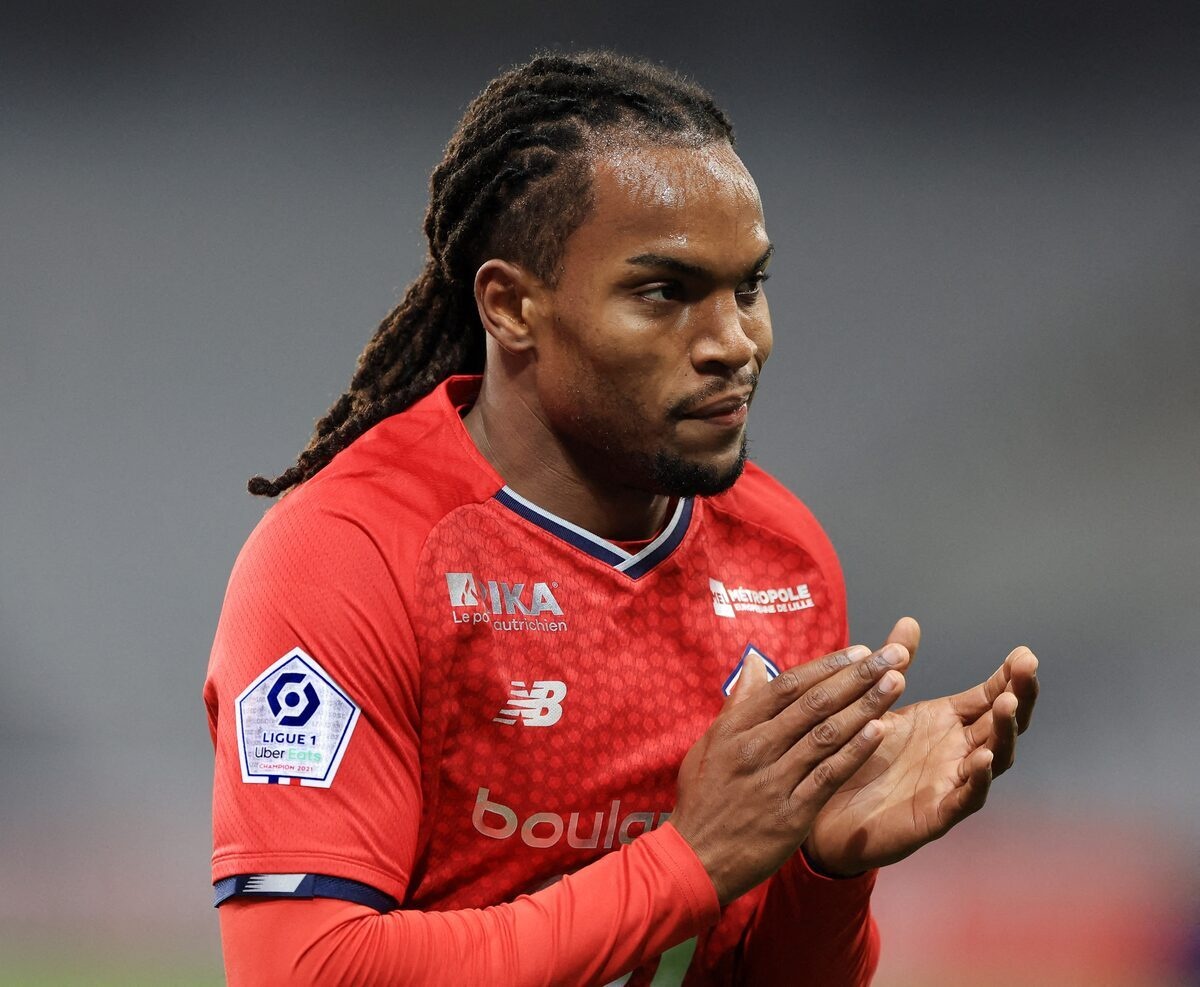 PSG chấm dứt hợp đồng với Renato Sanches
