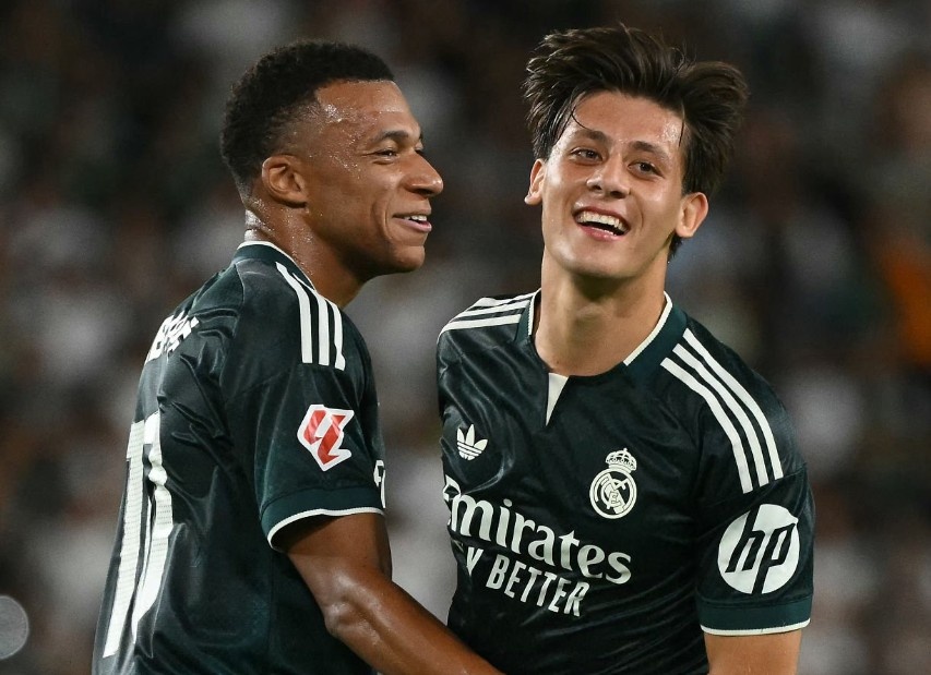 Trận đấu điên rồ của Real Madrid