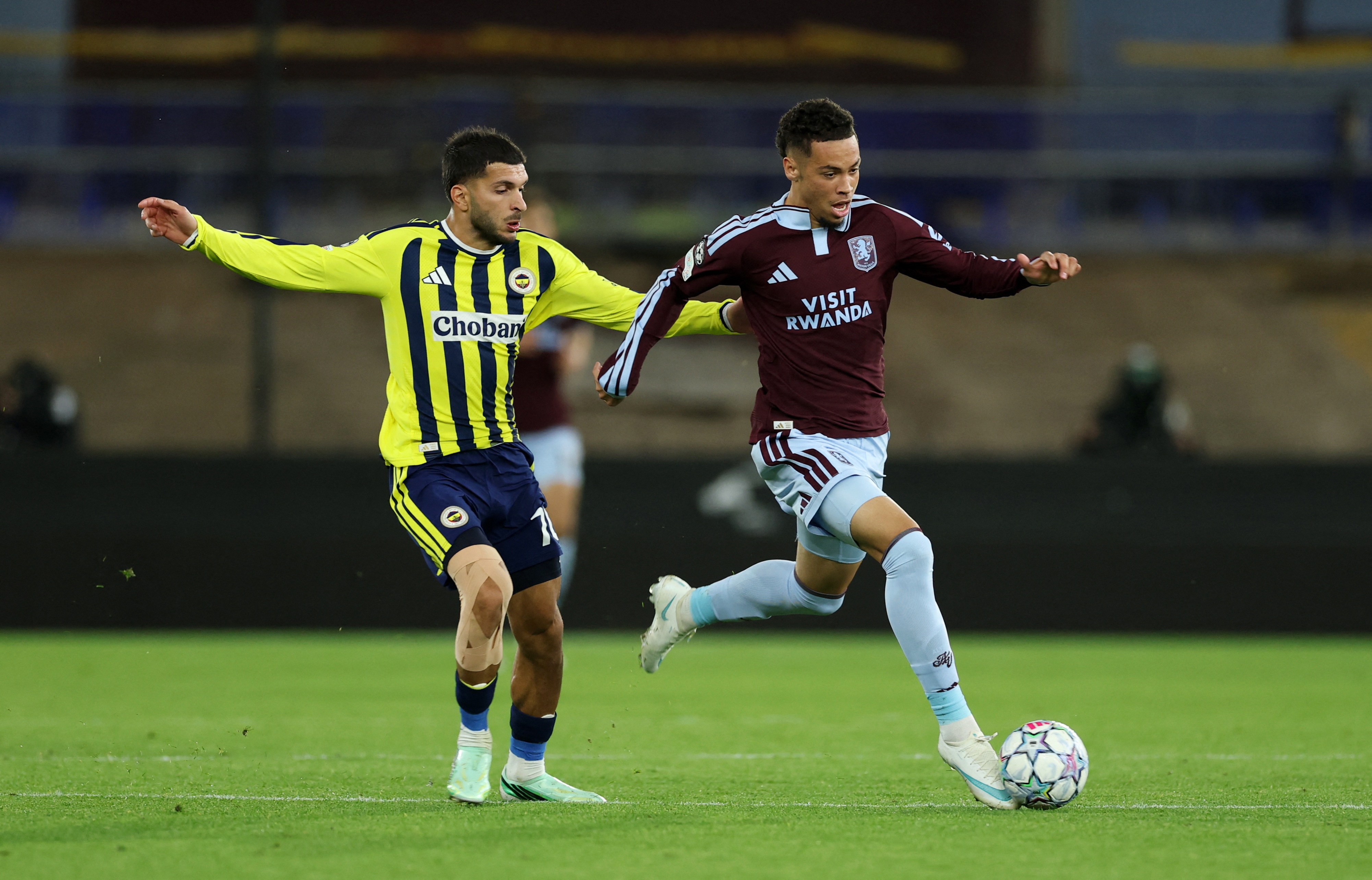 Aston Villa ảnh 2