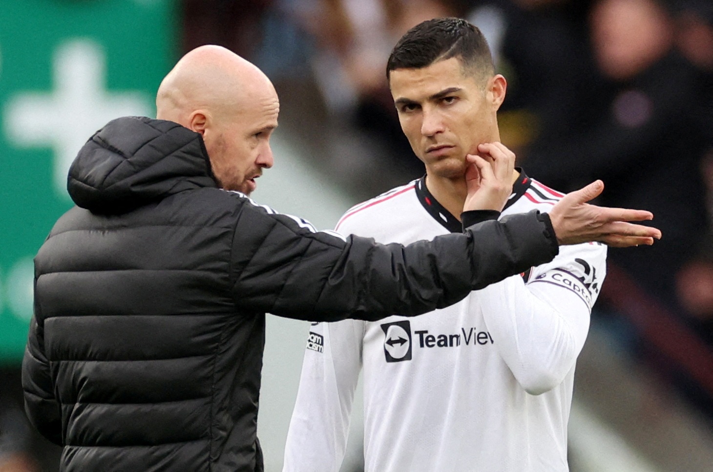 Ten Hag đổ lỗi cho MU, nhưng quên nhìn lại mình